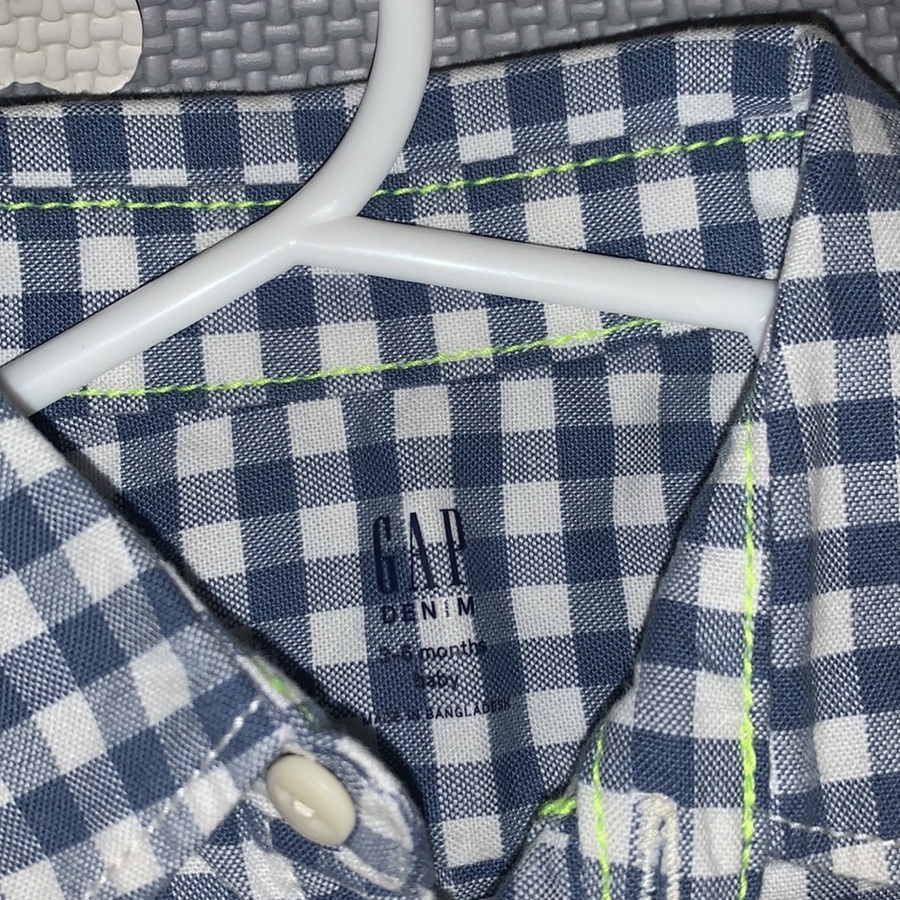 GAP button down - Picture 4 of 6